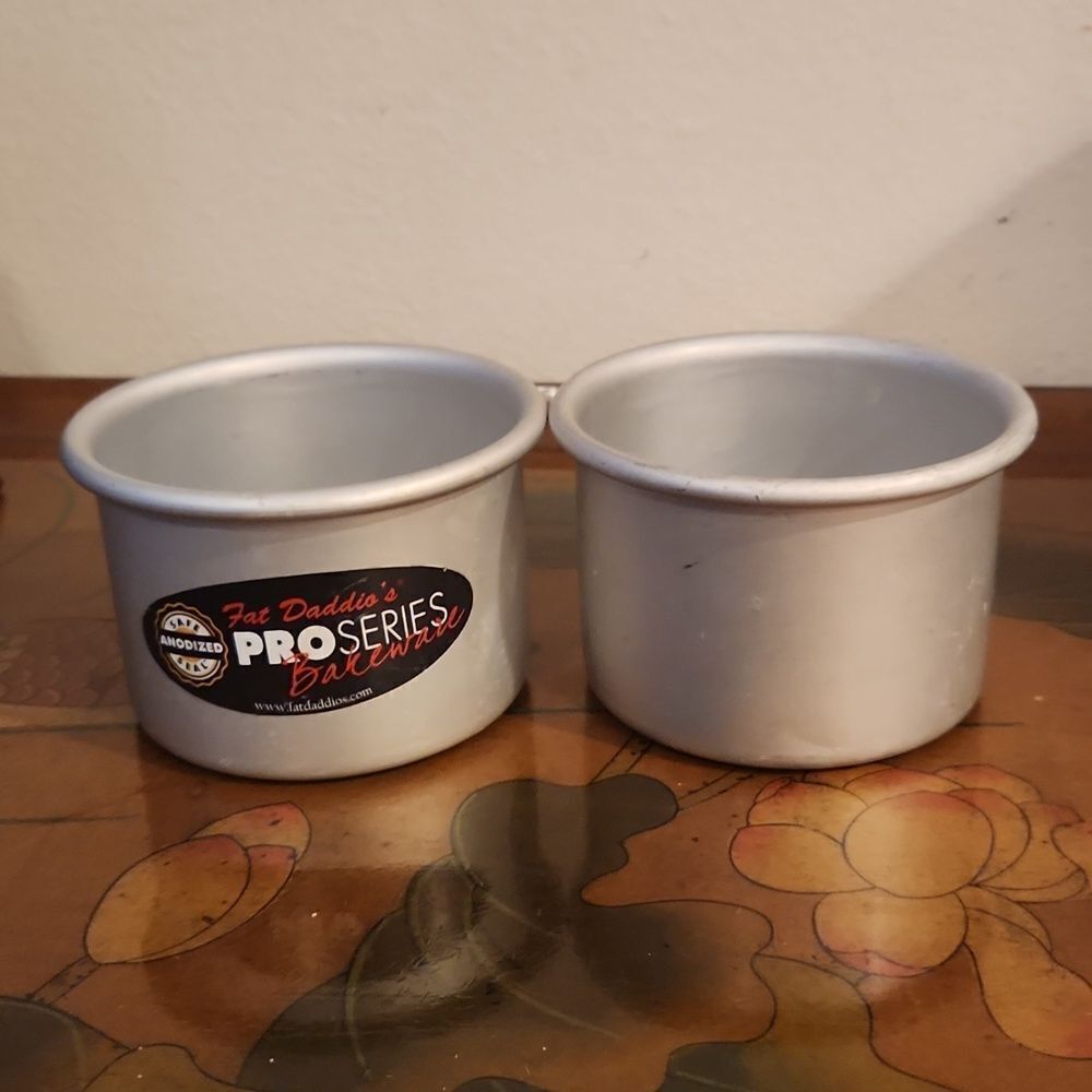 Fat Daddio's Pro Series Anodized Cake Pan 4" x 3" Set of 2